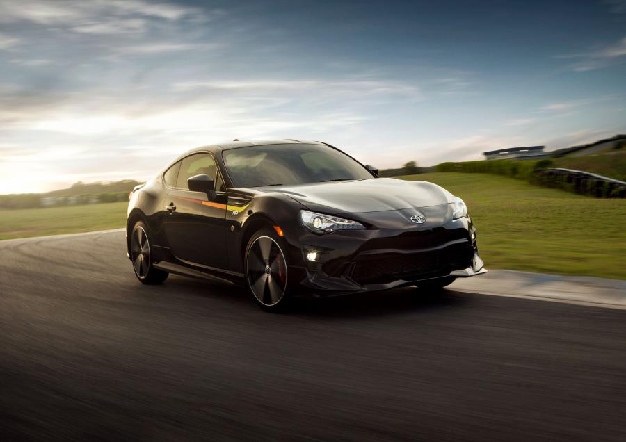  Toyota GT 86 TRD Special Edition 2018 года  (NA) (фото 30 из 40)